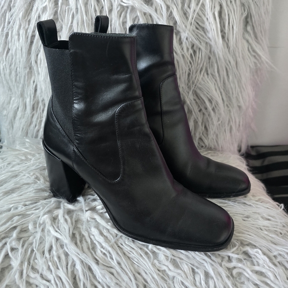 Via Spiga Shoes - Via Spiga  Black Ankle Boots Size 7